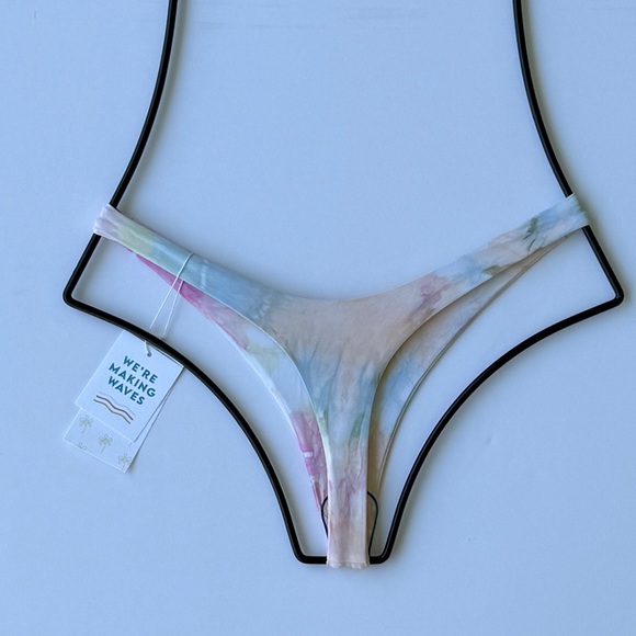 Dippin' Daisy's SEAPORT Thong Bikini Bottom - Picture 3 of 14